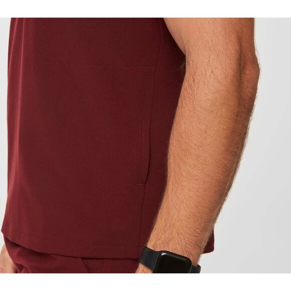 NEW! Figs Chisec Three Pocket Scrub Top Burgundy Men's SZ XXL - Picture 6 of 12